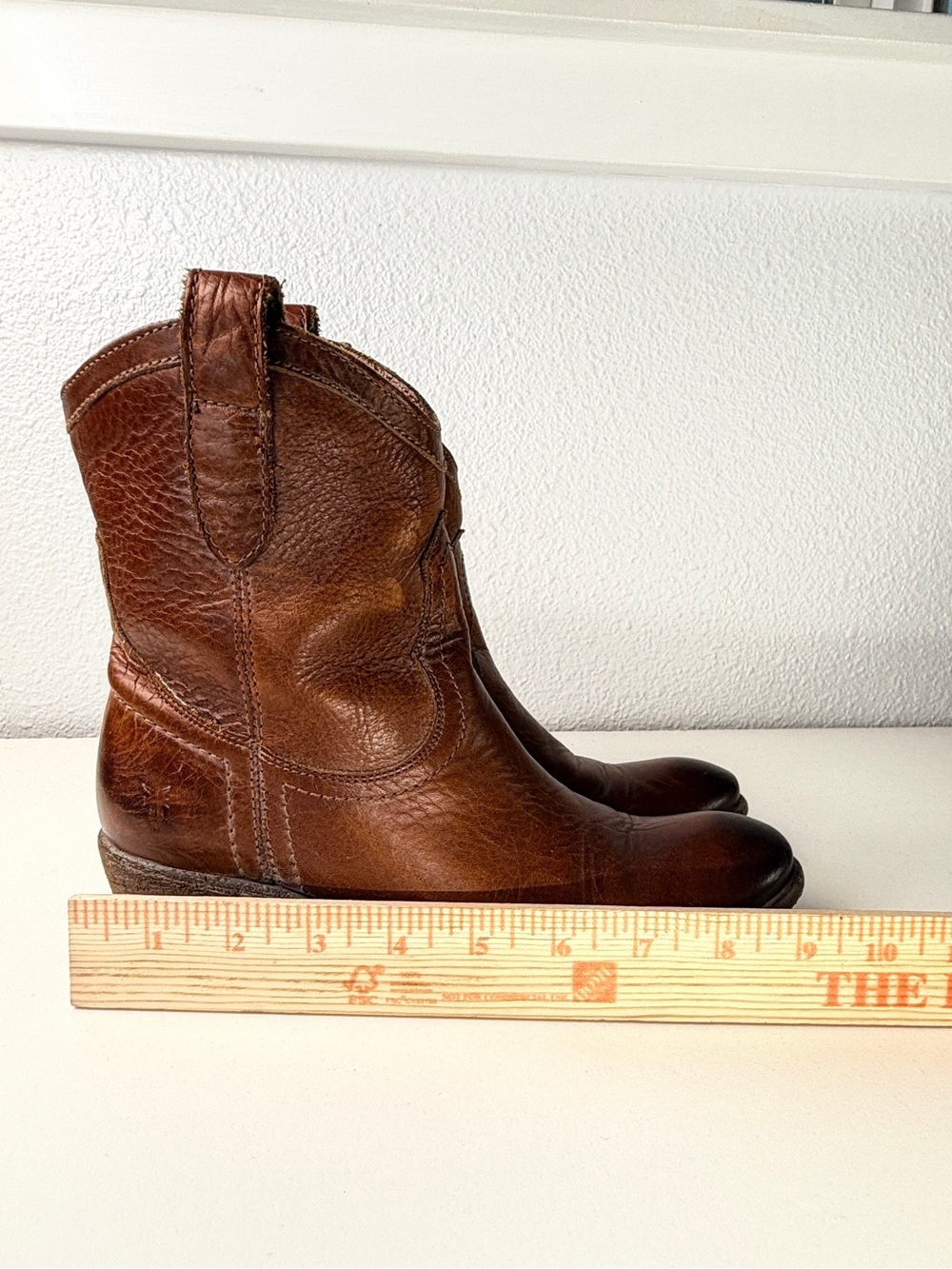 Frye Brown Leather Short Western Boots Womens 5.5 B Cowboy Ankle bootie - Picture 3 of 16